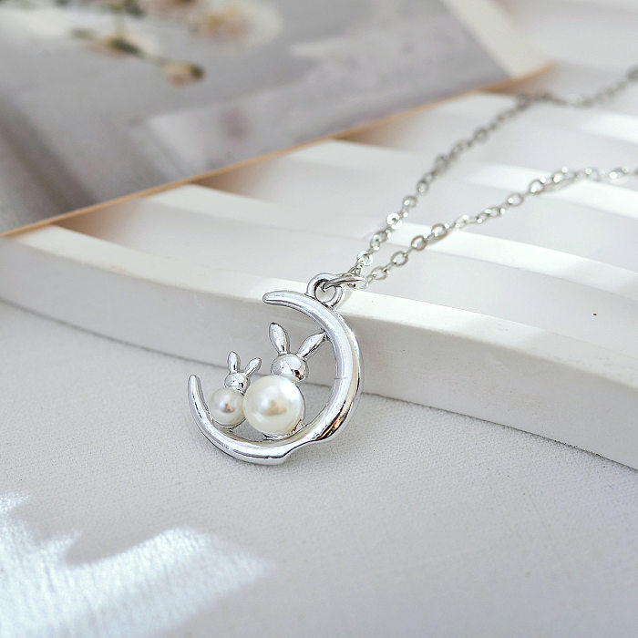 Collar con colgante de perlas artificiales con incrustaciones de acero inoxidable y luna de conejo de estilo simple