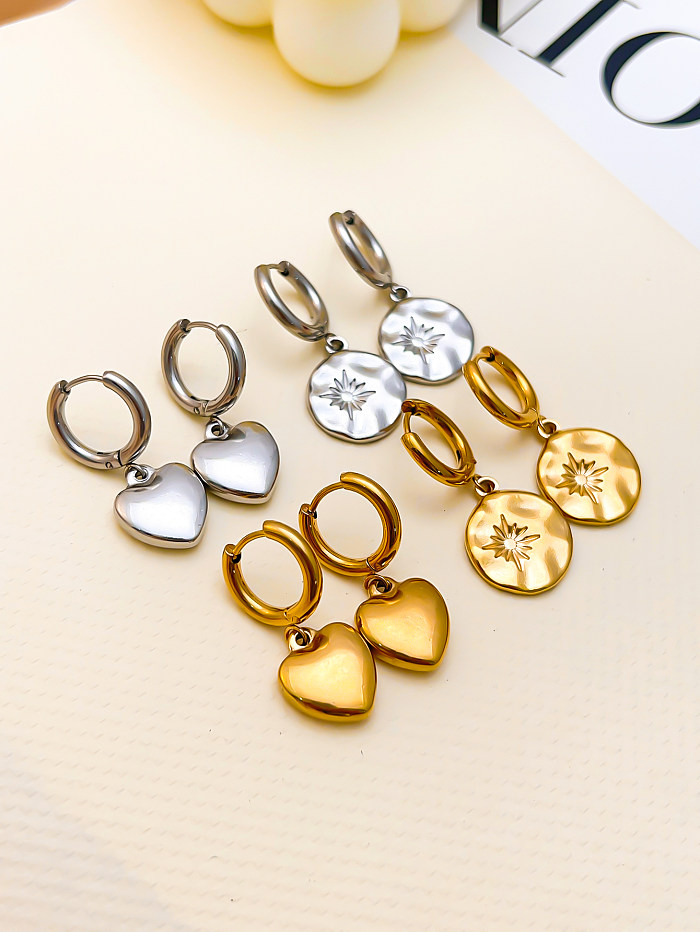 1 paire de boucles d'oreilles pendantes en acier inoxydable plaqué or blanc plaqué or blanc en forme de cœur en forme d'étoile et de cœur de style IG