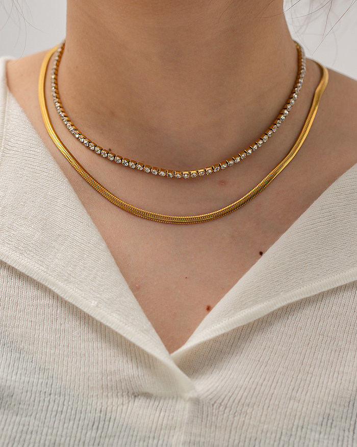 1 Stück modische Halskette mit runder Edelstahlbeschichtung und Inlay aus künstlichen Diamanten