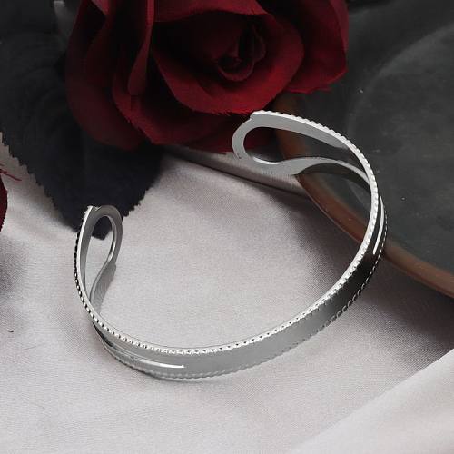 Casual Modern Style Classic Style Solid Color Stainless Steel Cuff Bracelets