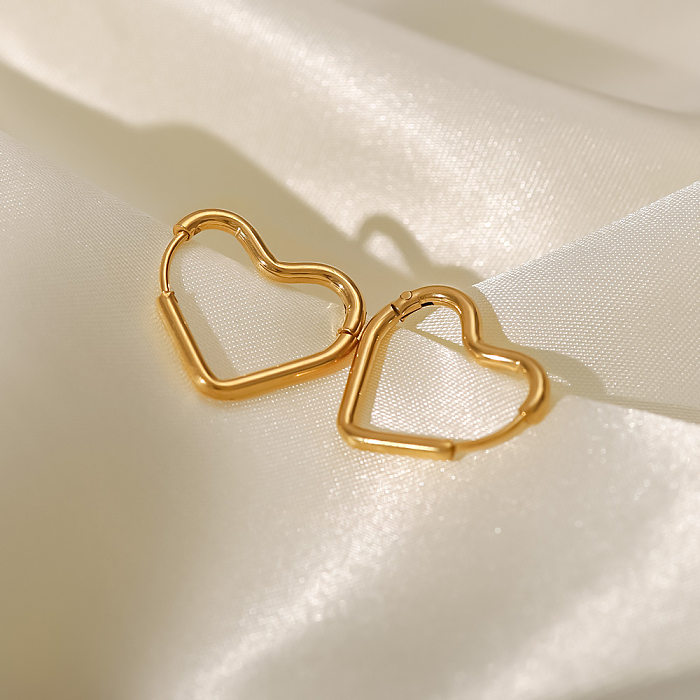 أقراط رومانسية على شكل قلب من الفولاذ المقاوم للصدأ مطلية بالذهب أقراط من الفولاذ المقاوم للصدأ
