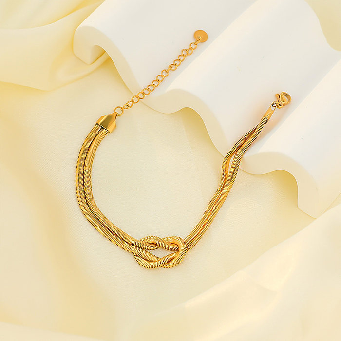 Collar con colgante chapado en oro con incrustaciones de perlas de acero inoxidable geométrico de estilo clásico de estilo simple