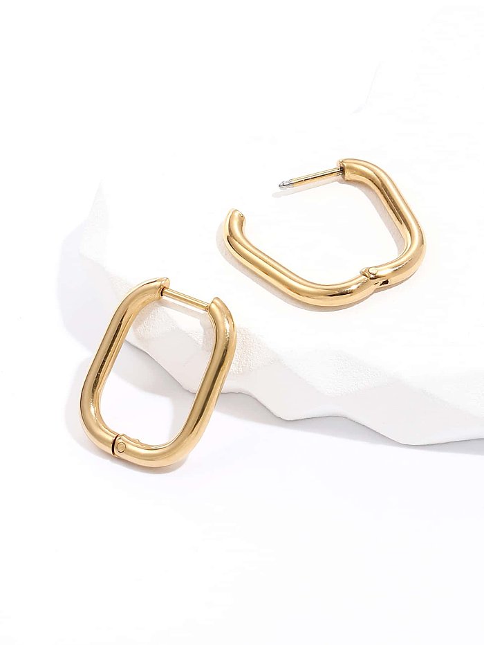 Pendientes ovalados de acero inoxidable galvanizados en oro de 18 quilates con adorno creativo simple a la moda