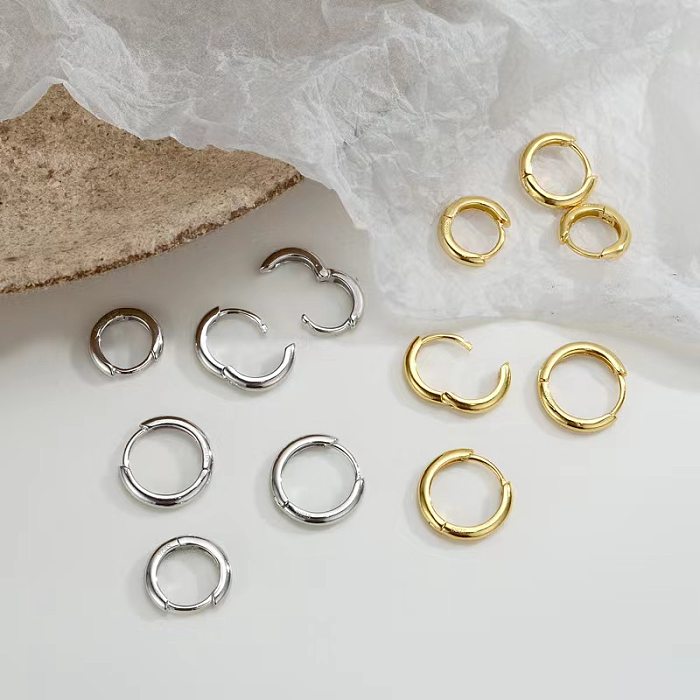 3 Paar schlichte Kreis-Ohrringe aus poliertem Edelstahl mit 18-Karat-Vergoldung