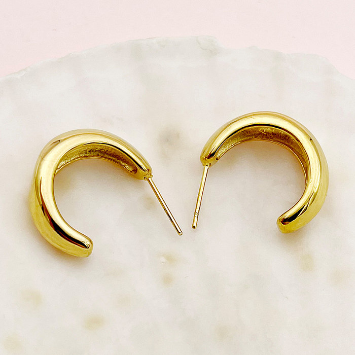 1 par casual estilo simples comute C forma chapeamento de aço inoxidável banhado a ouro Ear Studs