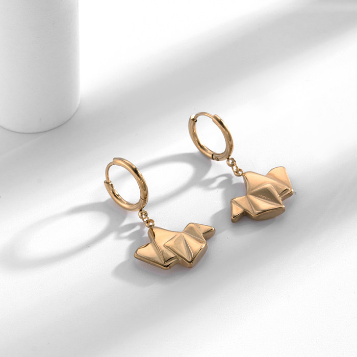 1 Paar lässige einfache Stil-Stern-Herz-Form-Feder-Ohrringe aus Edelstahl
