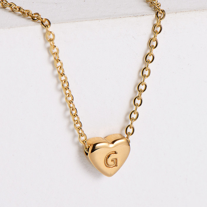 Edelstahlbeschichtung 18 Karat Gold Exquisite herzförmige Halskette mit Buchstabenanhänger