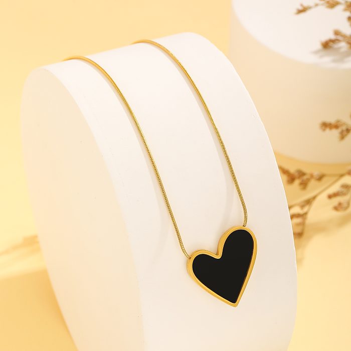 IG Style Simple Style Round Heart Shape Roman Numeral Stainless Steel Plating Inlay Shell 18K Gold Plated Pendant Necklace