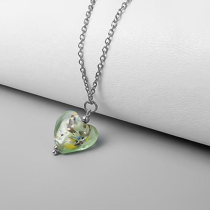 Collier pendentif rétro en forme de cœur en acier inoxydable et placage de verre