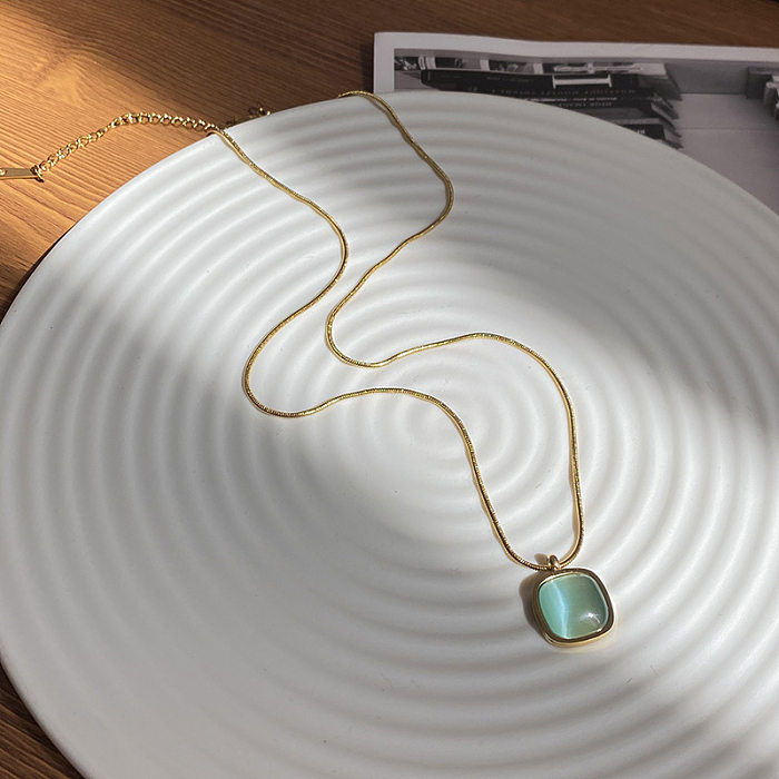 Einfache Halskette mit quadratischem Anhänger aus Edelstahl mit Intarsien und Harz