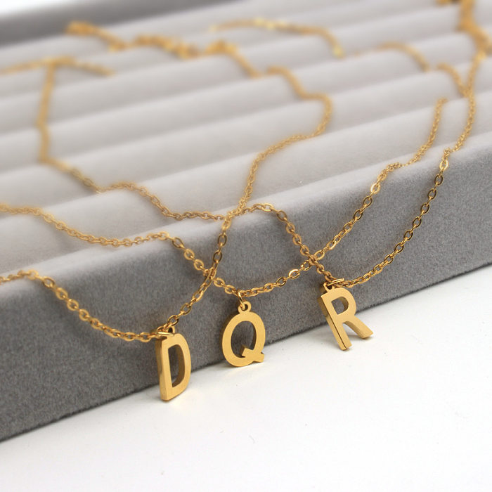 Einfache Halskette mit Buchstaben-Anhänger aus Edelstahl, 1 Stück