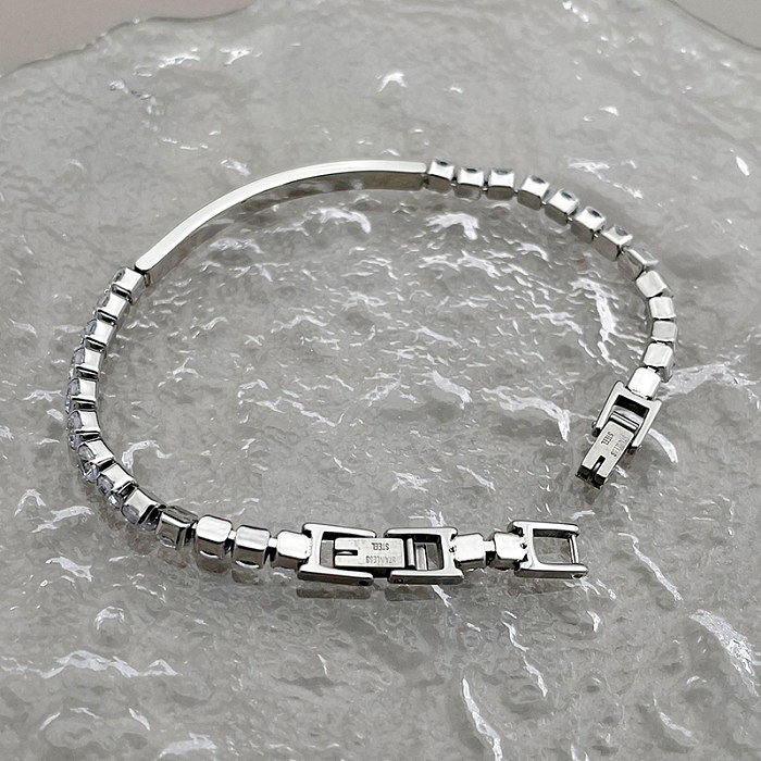 Bracelets en zircon incrustés d'acier inoxydable carrés de style simple et décontracté