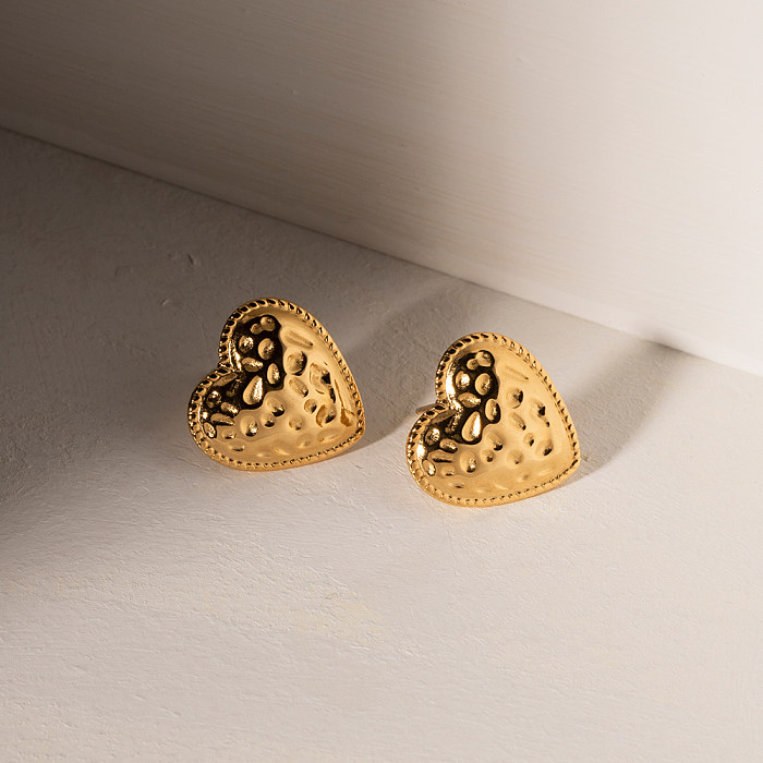 1 par de pendientes chapados en oro de 18 quilates de acero inoxidable con forma de corazón estilo IG