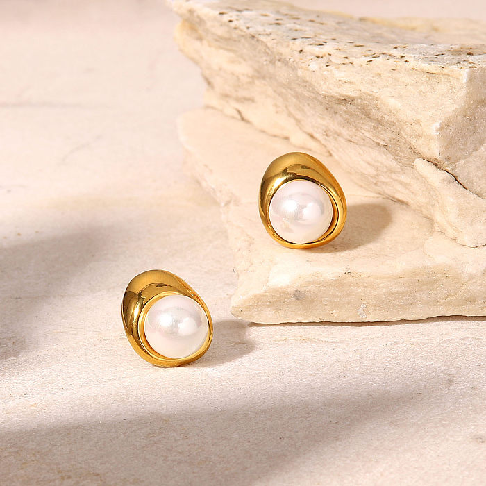 Modische Ohrringe in Tropfenform aus 18 Karat vergoldetem Edelstahl mit Perlen und Wassertropfen