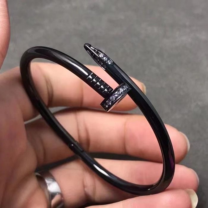 Bracelet hip-hop rétro en acier inoxydable de couleur unie avec incrustation de zircone