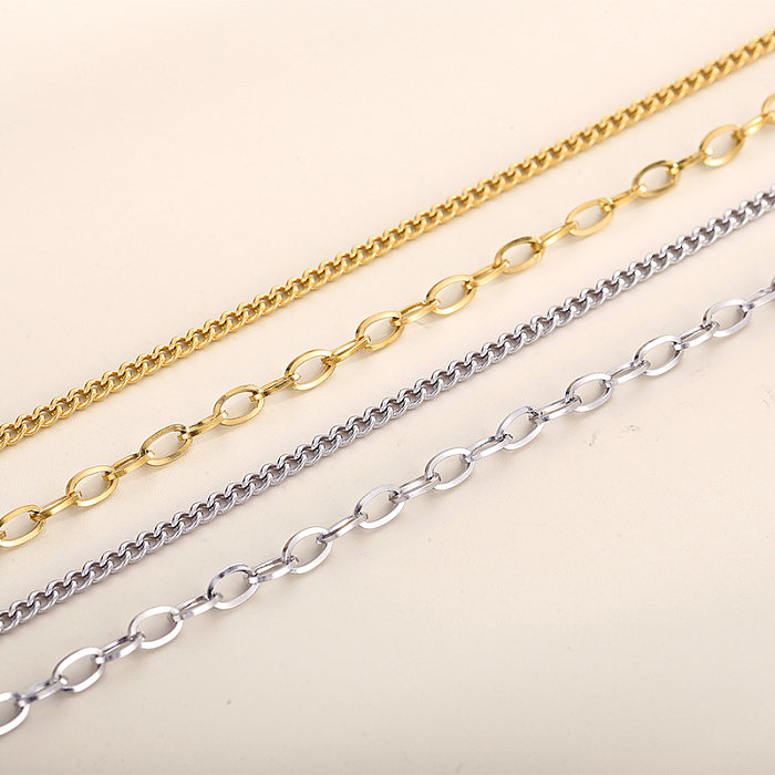 Colares em camadas banhados a ouro 18K em aço inoxidável em formato de coração casual estilo moderno