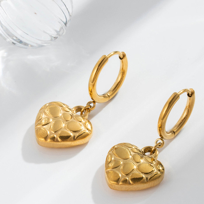 1 Paar elegante, schlichte Kreuz-Traumfänger-Herzform-Ohrringe aus 18 Karat vergoldetem Edelstahl