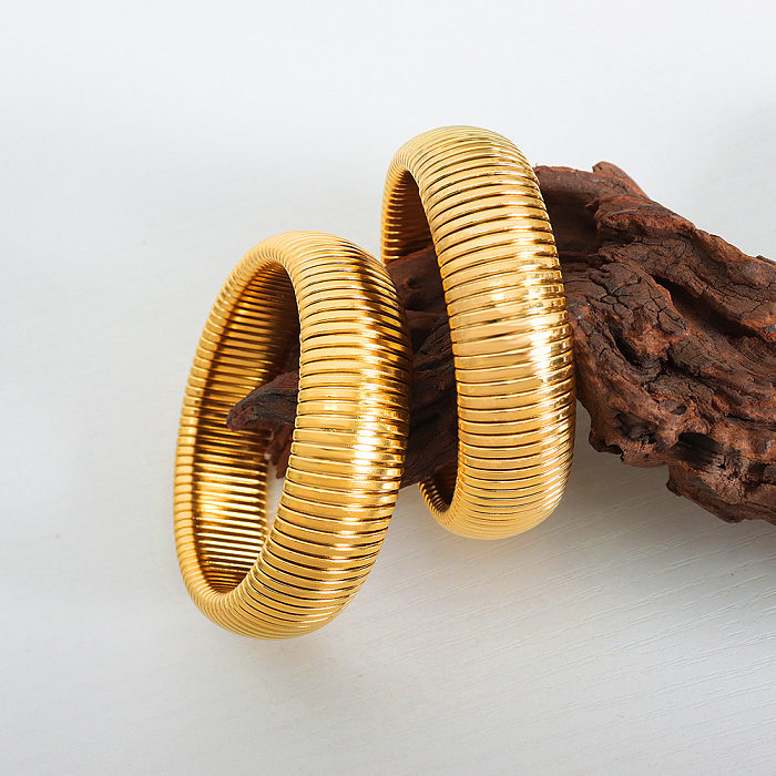 Bracelet plaqué or en acier titane de couleur unie Commute