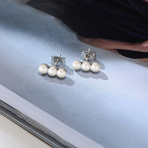 1 par de pendientes chapados en oro blanco perla de acero inoxidable con incrustaciones redondas de estilo Simple