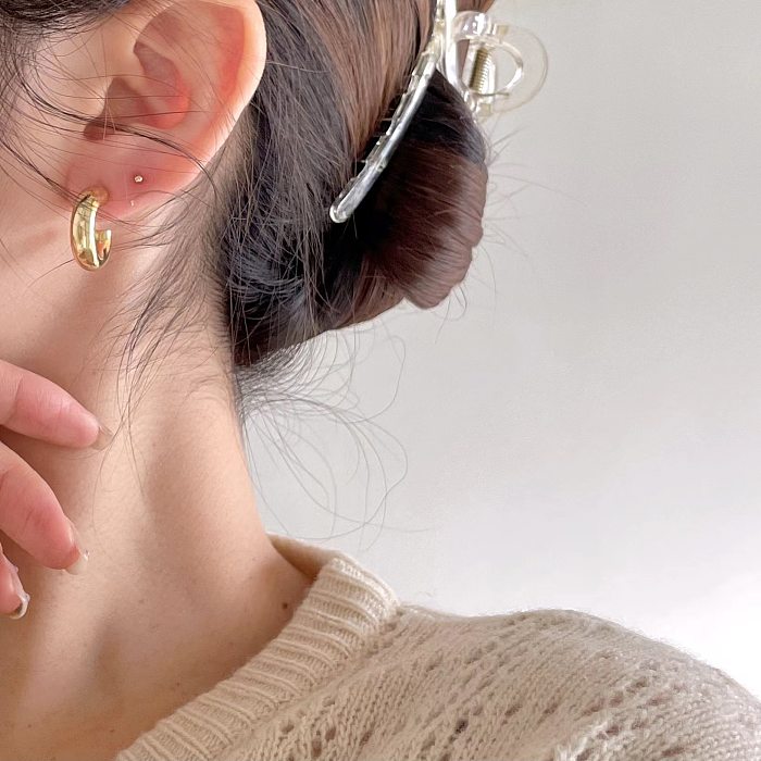 1 paire de clous d'oreilles plaqués en acier inoxydable, Style Simple, en forme de C