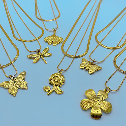 Großhandel Halsketten mit Blumen-Schmetterlings-Ginkgoblatt-Edelstahl im schlichten Stil