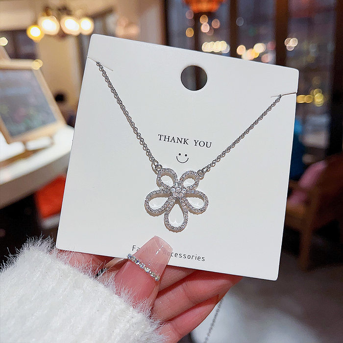 1 Piece Simple Style Flower Stainless Steel Inlay Zircon Pendant Necklace