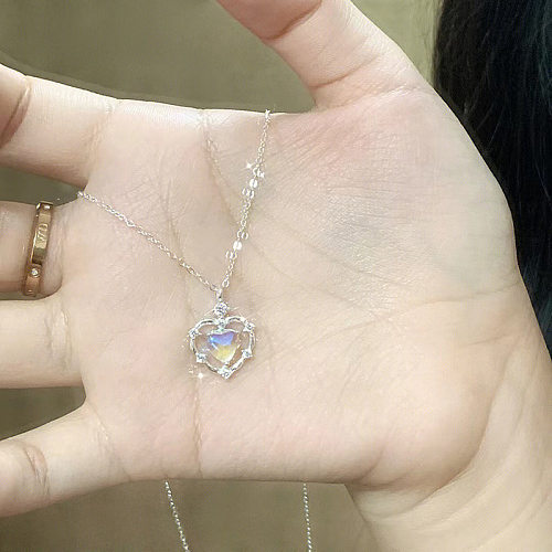 Modern Style Sweet Heart Shape Stainless Steel Plating Hollow Out Inlay Glass Stone White Gold Plated Pendant Necklace
