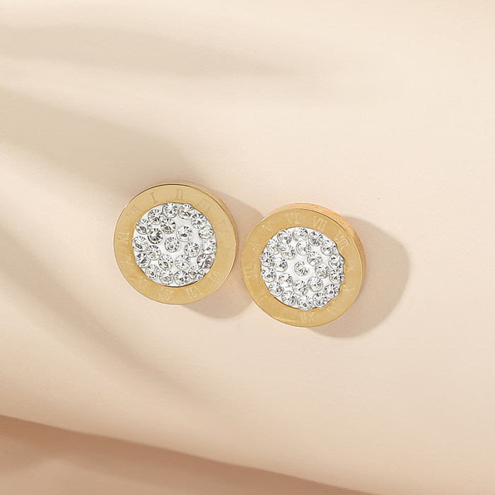 1 par de pendientes chapados en oro de 18 quilates con incrustaciones de diamantes de imitación chapados en acero inoxidable con números de estilo sencillo