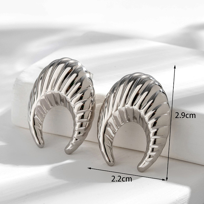 1 paire de clous d'oreilles rétro en forme de C, Style Simple, plaqué en acier inoxydable, plaqué or 18 carats
