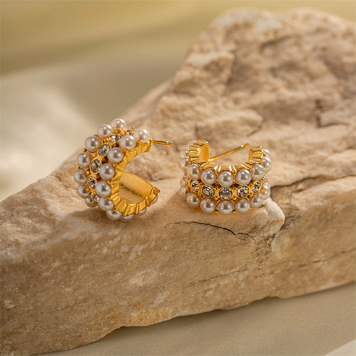 1 par de pendientes chapados en oro de 18K con perlas de imitación de acero inoxidable chapado redondo en forma de C de estilo Simple Retro