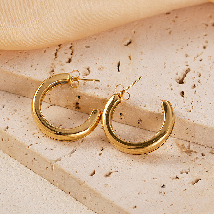 1 par de brincos de orelha banhados a ouro em aço inoxidável estilo simples para férias