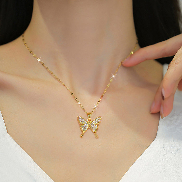 Süße Schmetterlings-Anhänger-Halskette aus Edelstahl mit Kupfereinlage und künstlichen Edelsteinen