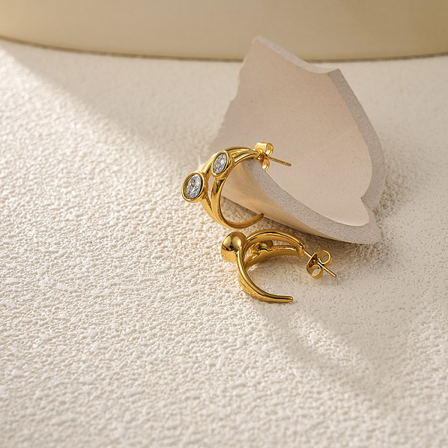 1 par casual férias estilo clássico c forma chapeamento oval incrustação de aço inoxidável diamante artificial zircão brincos banhados a ouro