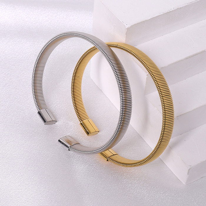 Wholesale Simple Style Solid Color Titanium Steel Plating Bangle