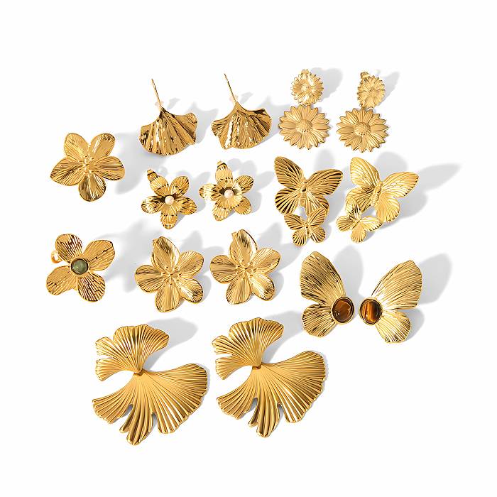 1 paire de clous d'oreilles en acier inoxydable plaqué or 18 carats, Style moderne, fleur, papillon, feuille de Ginkgo, polissage