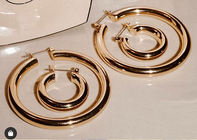 E106 Edelstahl Ohrringe 18K Gold Französische Einfachheit Ohrring Persönlichkeit Metall Design Sinn Ohrringe Großer Kreis Weiblich