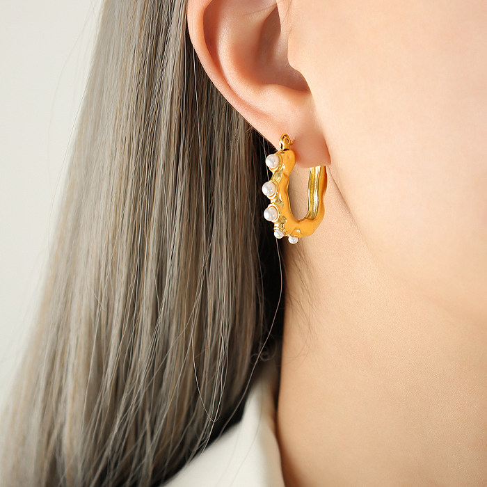 1 paire de boucles d'oreilles créoles plaquées or 18 carats, Style moderne et élégant, en forme de U, incrustation de perles artificielles en acier inoxydable