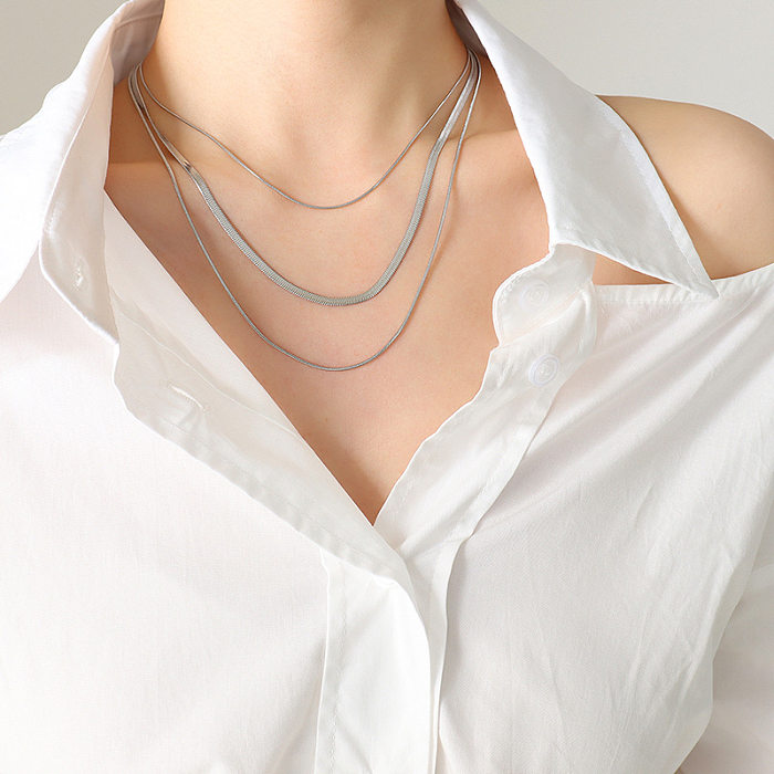Mode Retro Einfache Halskette Mehrschichtige Edelstahl-Schlüsselbeinkette