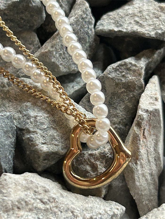 Modern Style Heart Shape Stainless Steel Necklace In Bulk