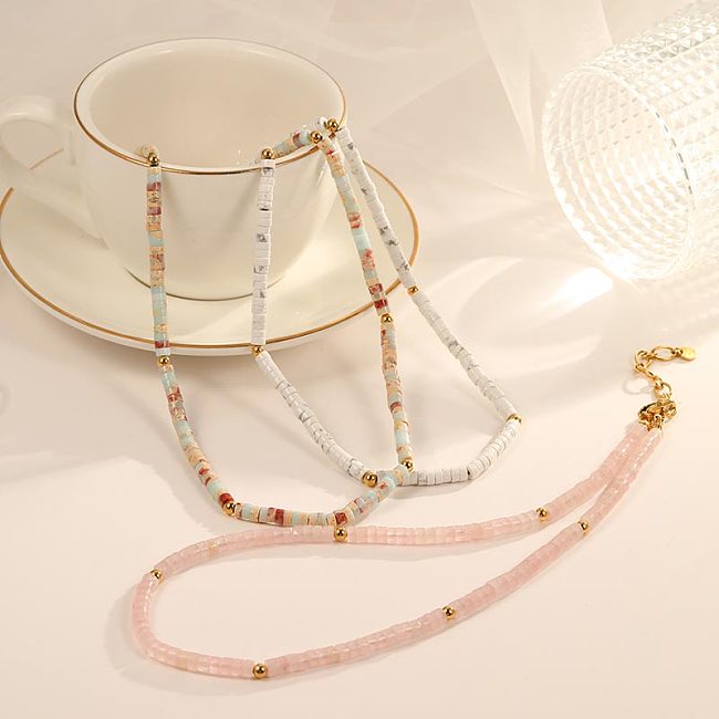 Schlichte, runde, vergoldete Halskette aus Edelstahl mit Perlenbeschichtung