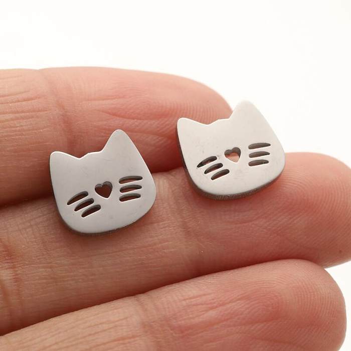 1 par de brincos de orelha de aço inoxidável vazados com revestimento de gato estilo simples e bonito