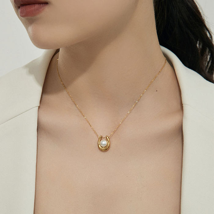 Collier pendentif plaqué or 18 carats en acier inoxydable avec perles de style vintage