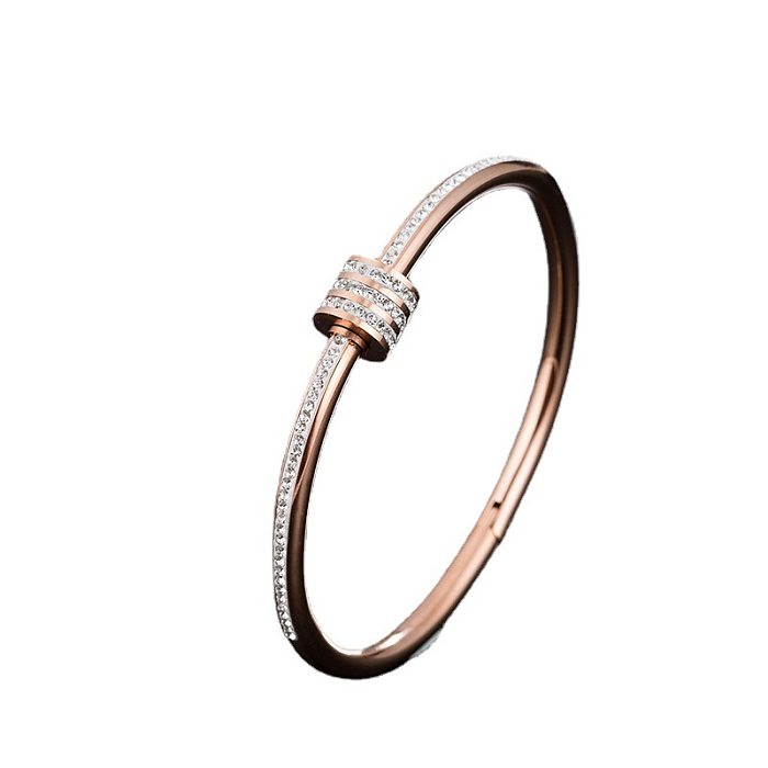Bracelet plaqué or 18K de Zircon d'incrustation de placage d'acier de titane géométrique de style simple