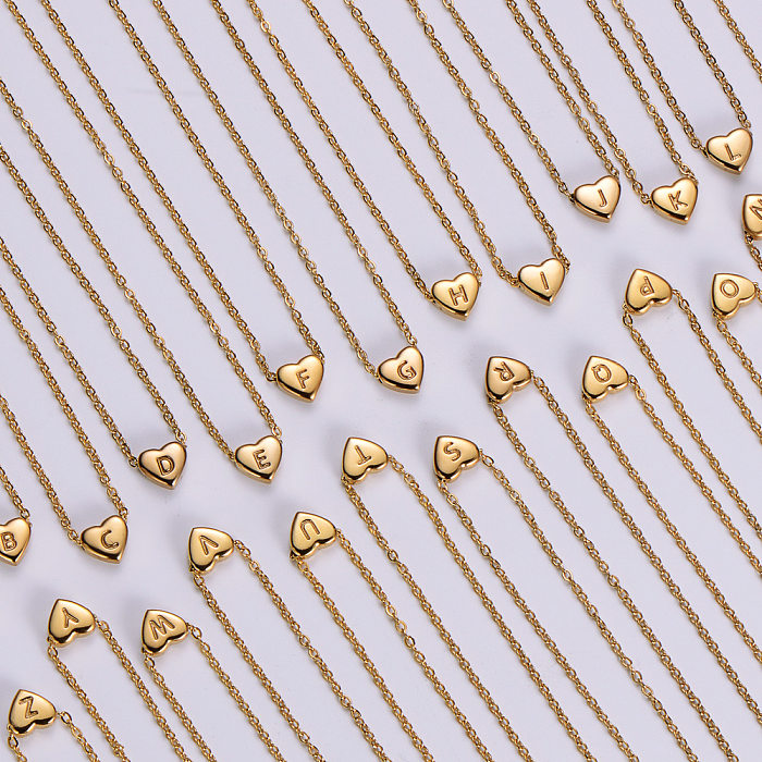 Collier pendentif lettre en forme de cœur exquis plaqué or 18 carats en acier inoxydable