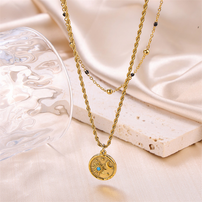 Collares de doble capa chapados en oro de 18 quilates con revestimiento de acero inoxidable y luna de estrella de estilo simple