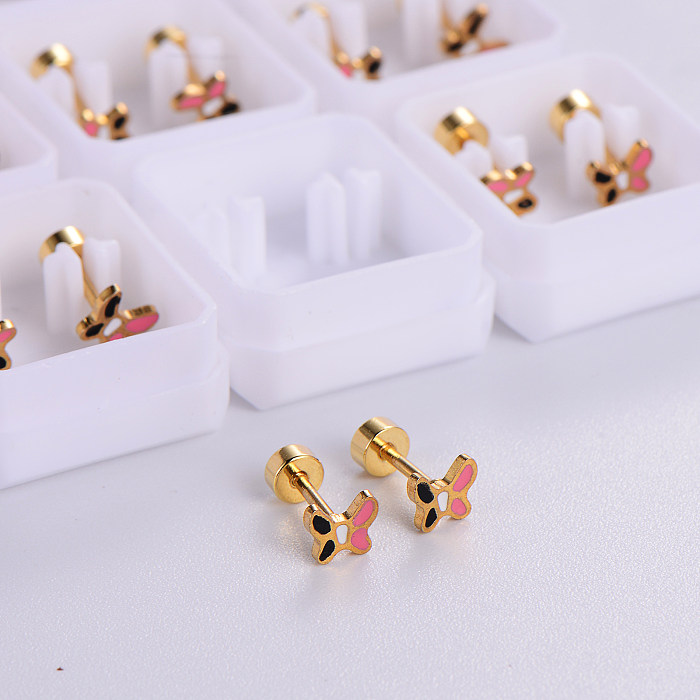 12 paires de clous d'oreilles plaqués or 18 carats en acier inoxydable avec chrysanthème et papillon de style simple