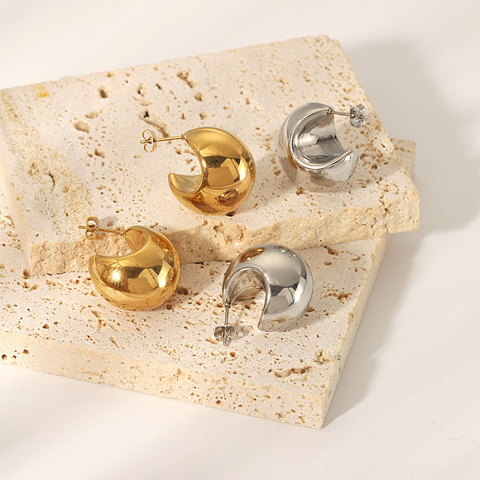 زوج واحد من أقراط أذن من الفولاذ المقاوم للصدأ مطلية بالذهب عيار 1 قيراط بتصميم بسيط