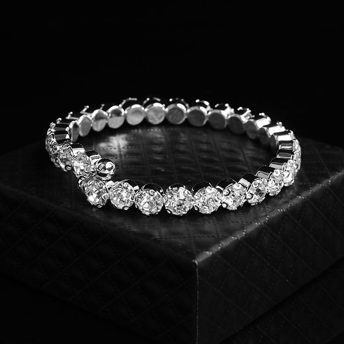 Wholesale Jewelry Simple Four-leaf Clover Rhinestone Titanium Steel Bracelet jewelry