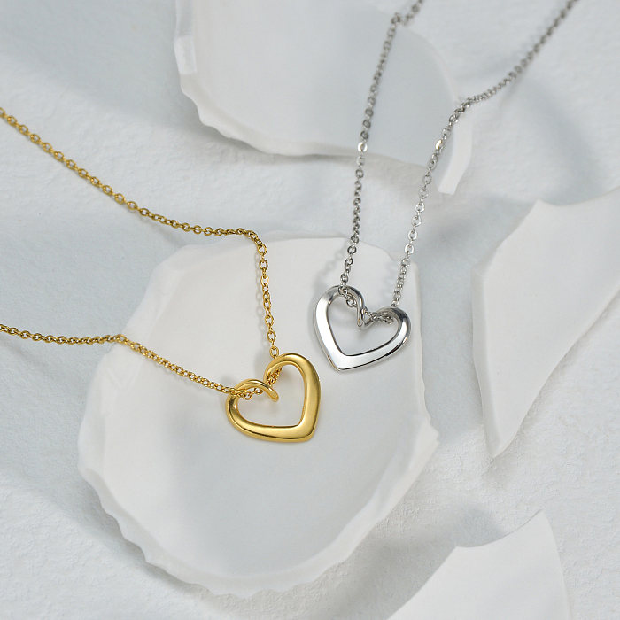 Schlichte Halskette in Herzform aus Edelstahl mit Überzug aus Edelstahl