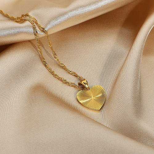 Einfache Retro-Halskette mit herzförmigem Anhänger aus 18 Karat Gold und Edelstahl